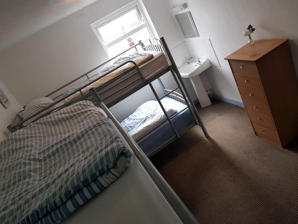 Blue Room Hostel Newquay Ньюки Экстерьер фото